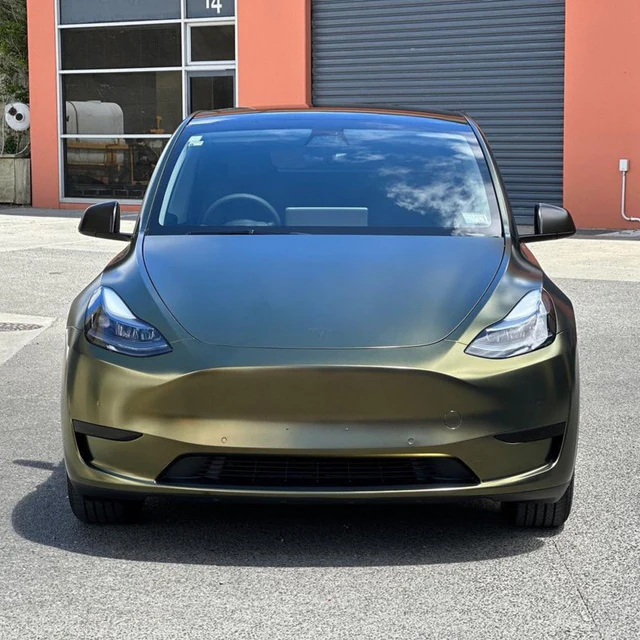 Greenfinch Gold (HM09) Vinyl Wrap on car