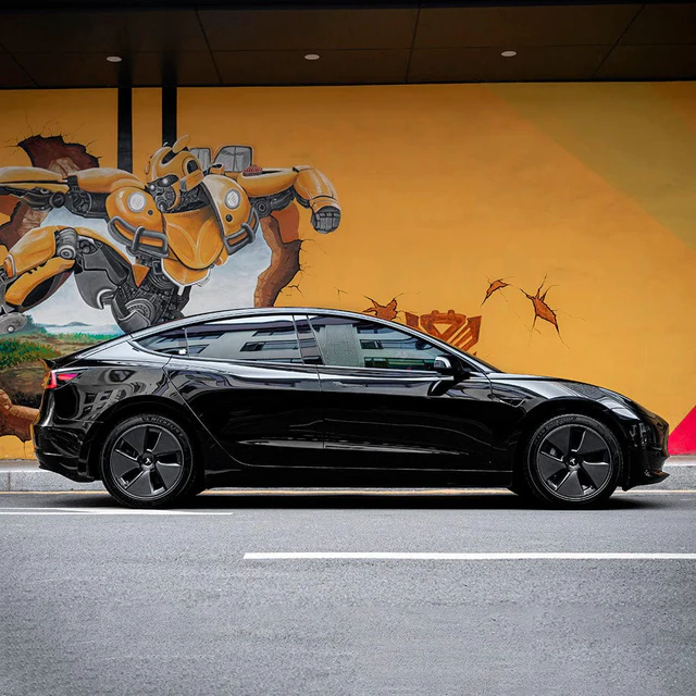 Ultimate Black (CG01-HD) Vinyl Wrap - Image 2